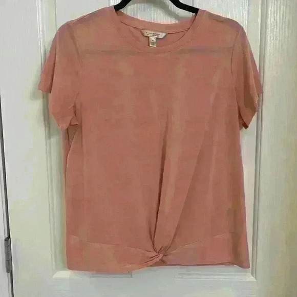 Banana republic twist in front top - Picture 1 of 4